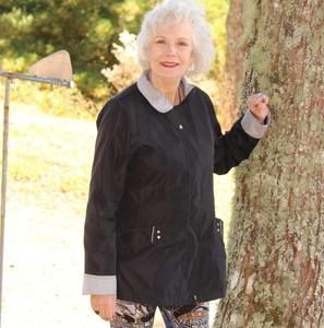 Meet your Posher, Connie